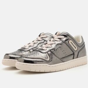 NWT!! 🩶🩶 Coach Women’s Crinkle Silver Metallic Leather Sneakers